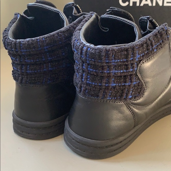 🎉HP🎉Chanel Lambskin Black Hightop Chain Sneakers - Picture 4 of 8